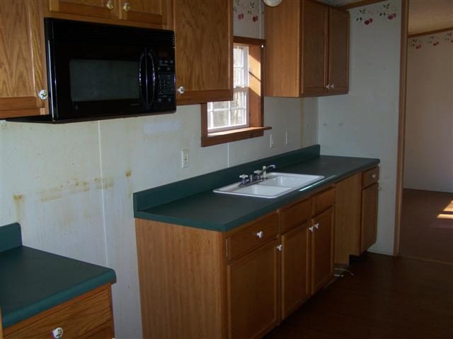 1213 Henderson Road Gray Court, SC 29645 - Photo 8 of 9