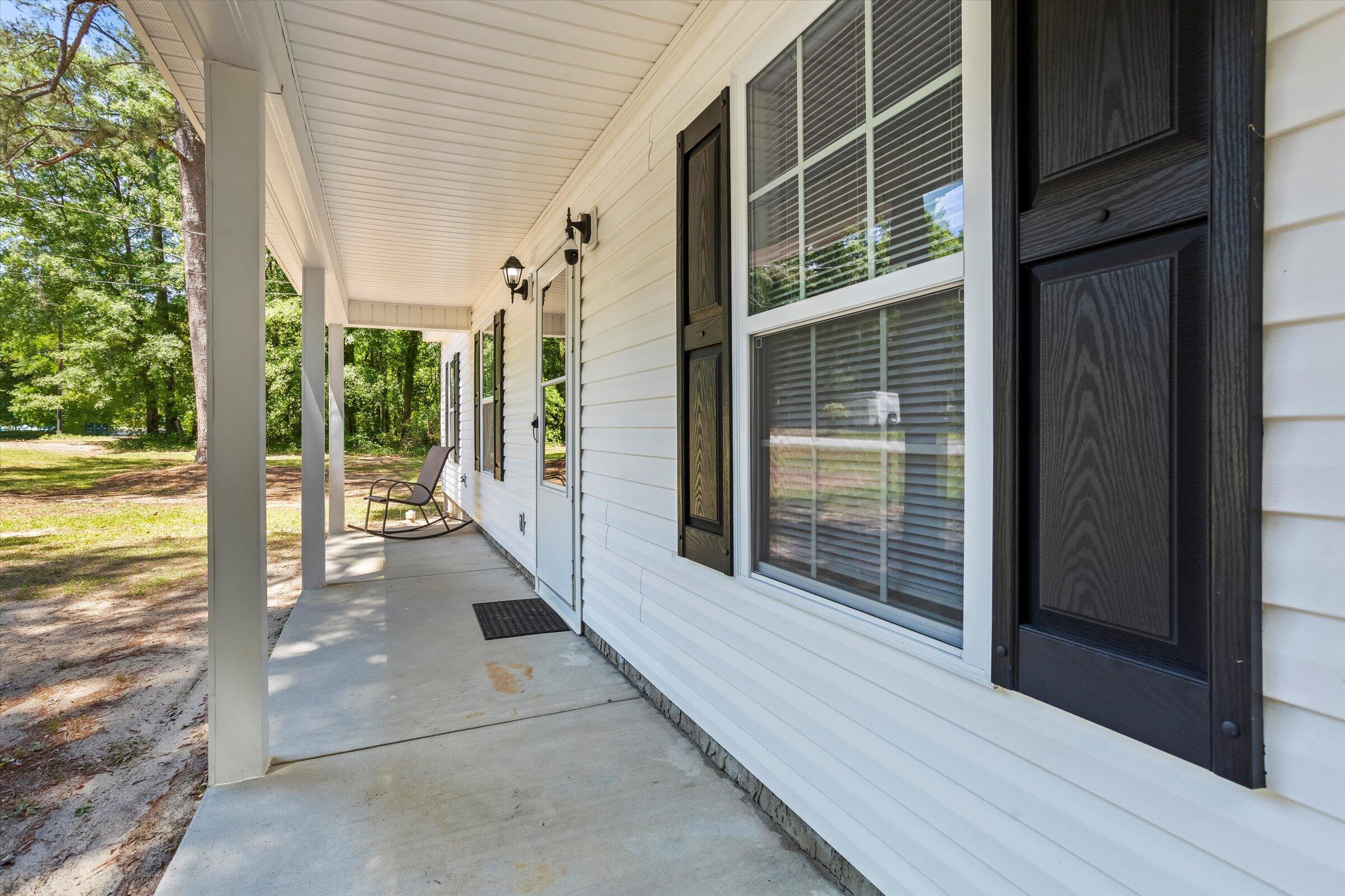 502 Violet Street Thomson, GA 30824 - Photo 5 of 33