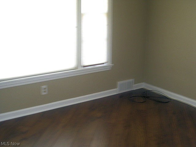 3941 Dover Road Youngstown, OH 44511 - Photo 10 of 11 Gallery Image 10