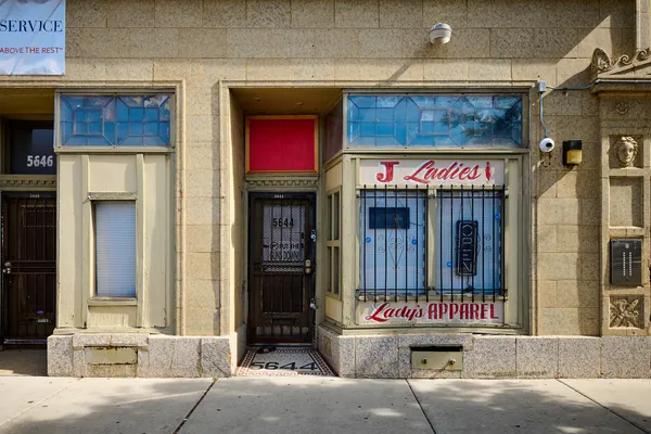 $1,690,000 | 5636-48 West Division Street, Chicago, IL 60651