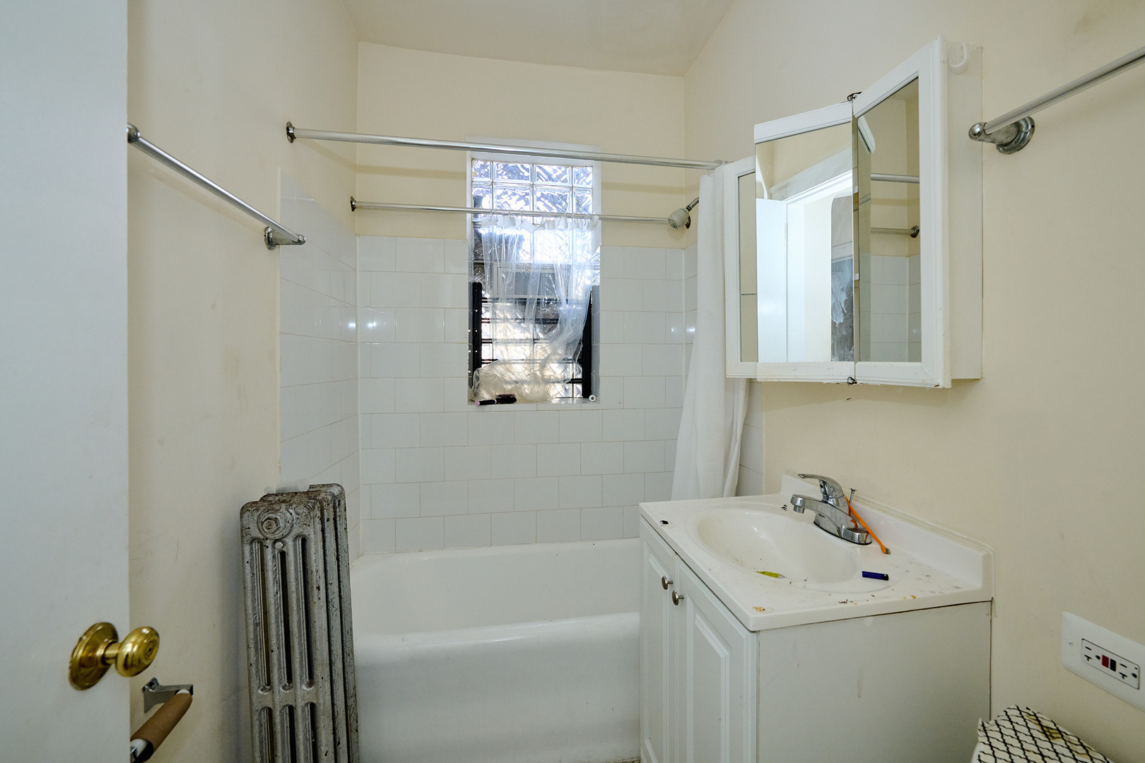 5636-48 West Division Street Chicago, IL 60651 - Photo 23 of 25