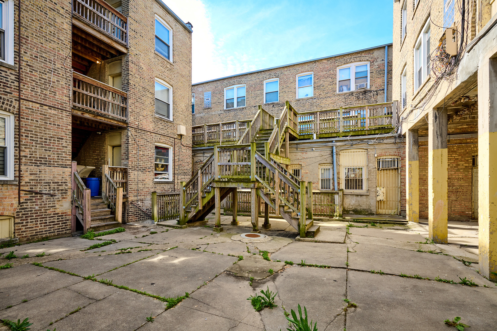 5636-48 West Division Street Chicago, IL 60651 - Photo 5 of 25