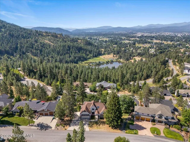 $899,999 | 2699 East Packsaddle Drive, Coeur D'Alene, ID 83815