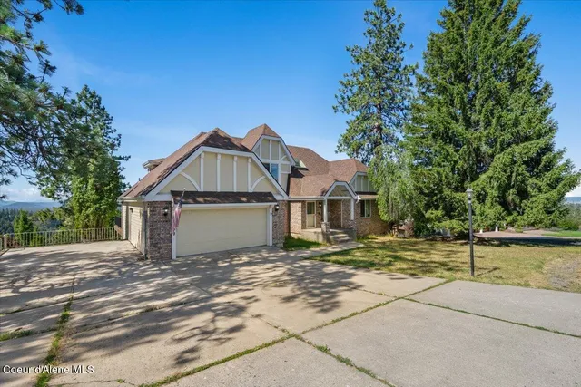 $899,999 | 2699 East Packsaddle Drive, Coeur D'Alene, ID 83815
