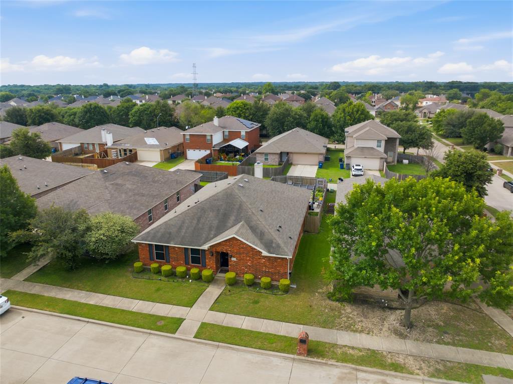 1936 Rosa Parks Boulevard Lancaster, TX 75146 - Photo 4 of 24