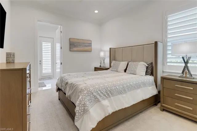 $2,285,000 | 14370 Laguna Springs Lane, Naples, FL 34114