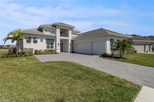 $2,285,000 | 14370 Laguna Springs Lane, Naples, FL 34114