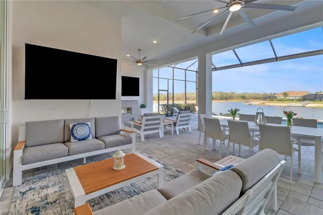 $2,285,000 | 14370 Laguna Springs Lane, Naples, FL 34114