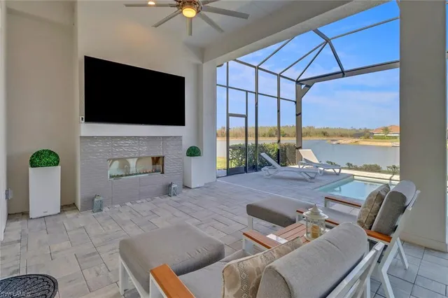 $2,285,000 | 14370 Laguna Springs Lane, Naples, FL 34114