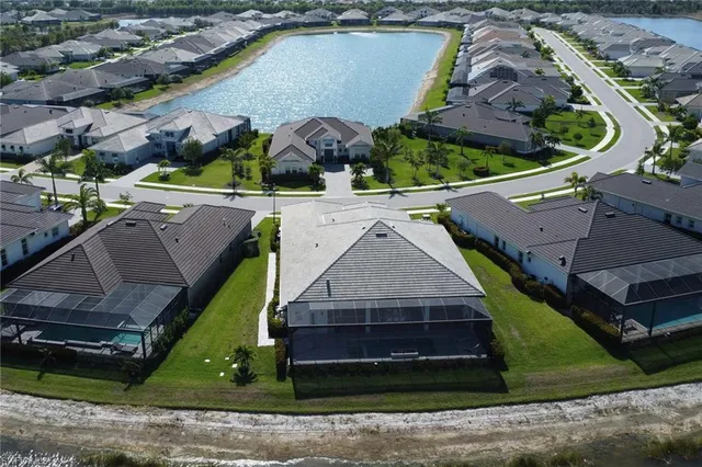 $2,285,000 | 14370 Laguna Springs Lane, Naples, FL 34114