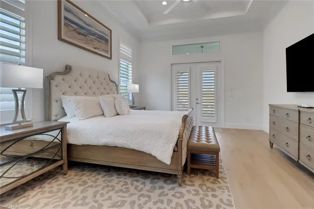 $2,285,000 | 14370 Laguna Springs Lane, Naples, FL 34114