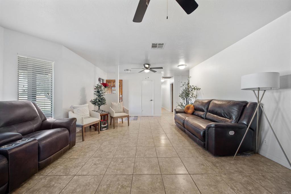 535 West Murphy Road Imperial, CA 92251 - Photo 4 of 40