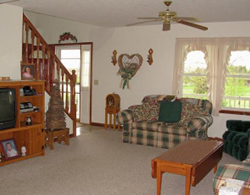 6111 Fletcher Chapel Road South Charleston, OH 45368 - Photo 6 of 8