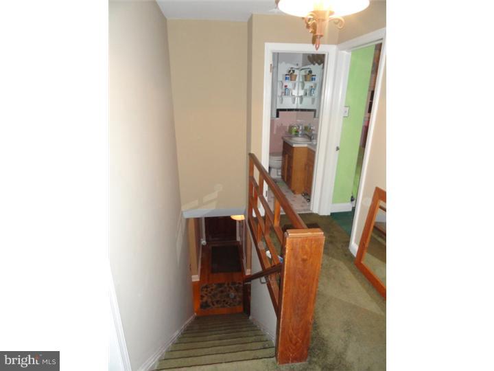1724 Mt Pleasant Road Havertown, PA 19083 - Photo 14 of 19