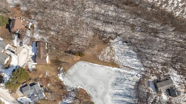 $335,000 | 14083 Aspen Drive, Carlinville, IL 62626