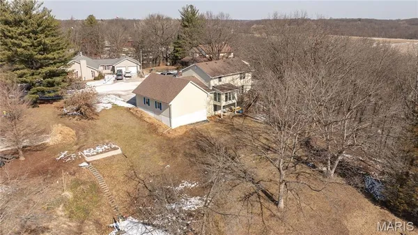 $335,000 | 14083 Aspen Drive, Carlinville, IL 62626