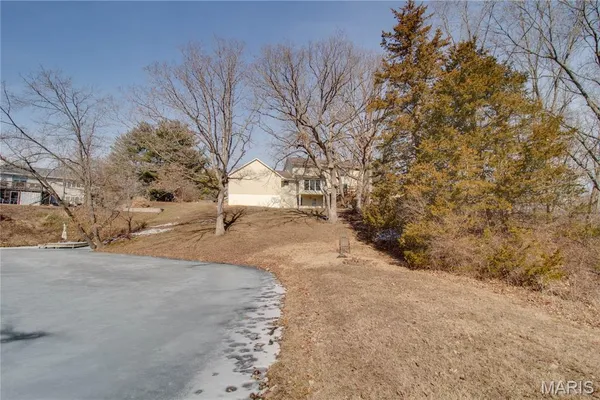 $335,000 | 14083 Aspen Drive, Carlinville, IL 62626