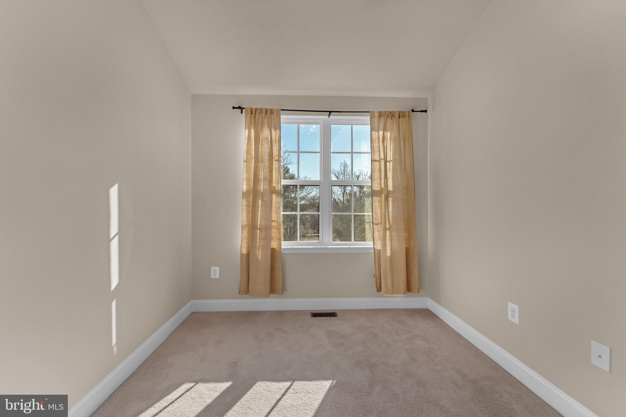 3411 Spring Club Place, Unit 57 Silver Spring, MD 20904 - Photo 5 of 31 Gallery Image 5