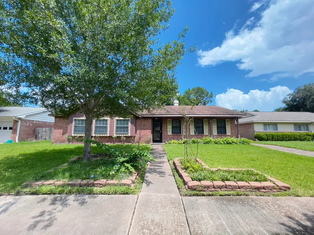 $2,100 | 7710 Romney Road, Houston, TX 77036