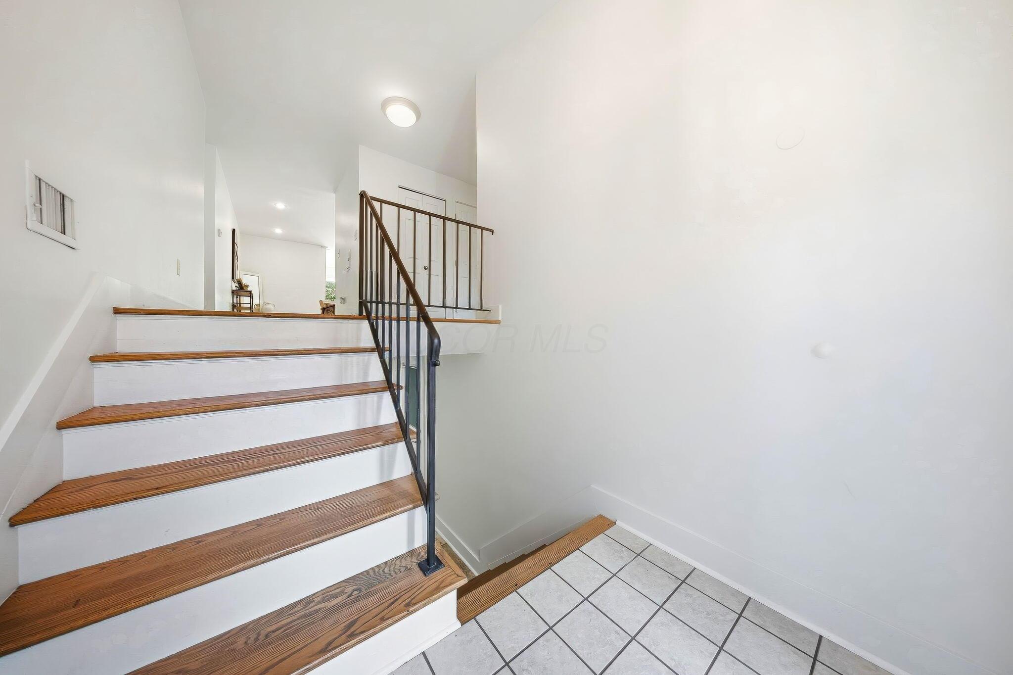 2700 Fishinger Road Upper Arlington, OH 43221 - Photo 4 of 75