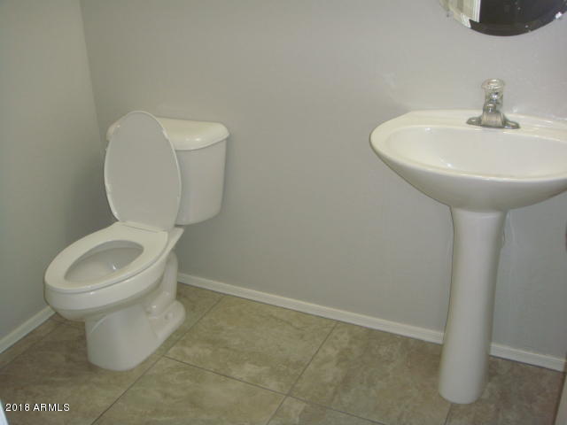 2630 East Gillcrest Road Gilbert, AZ 85298 - Photo 12 of 32