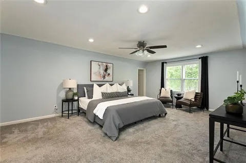 $649,000 | 5409 West 69th Terrace, Prairie Village, KS 66208