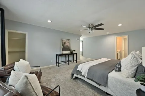 $649,000 | 5409 West 69th Terrace, Prairie Village, KS 66208