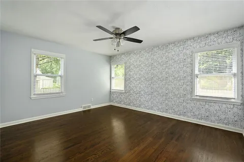 $649,000 | 5409 West 69th Terrace, Prairie Village, KS 66208