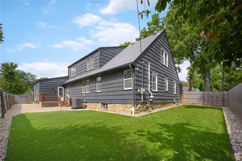 $649,000 | 5409 West 69th Terrace, Prairie Village, KS 66208