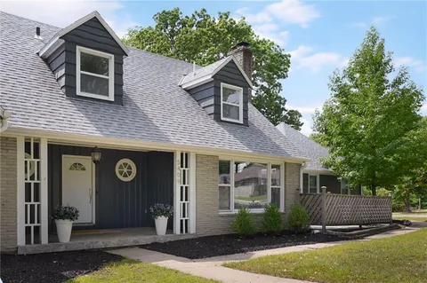 $649,000 | 5409 West 69th Terrace, Prairie Village, KS 66208