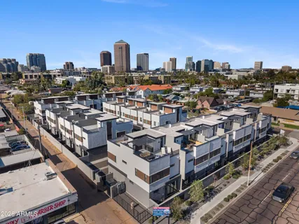$764,900 | 377 East Windsor Avenue, Unit 13, Phoenix, AZ 85004