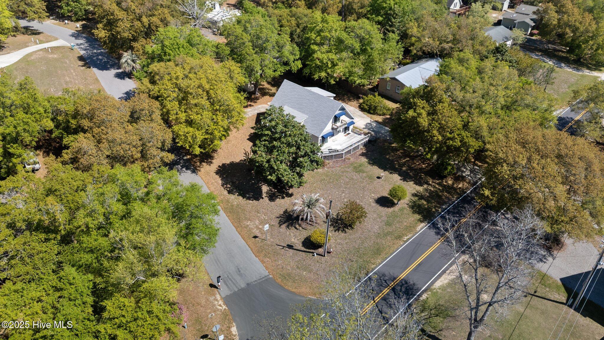 1224 Kings Landing Road Hampstead, NC 28443 - Photo 8 of 32 8-web-or-mls-DJI_20250417110615_0100_D