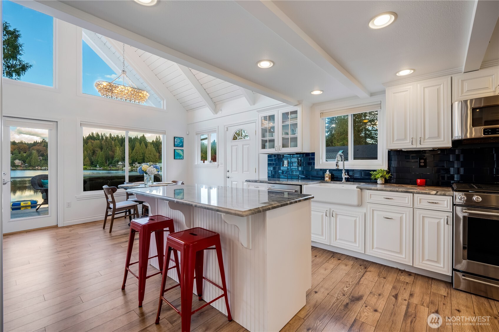 2225 Southwest Lake Roesiger Road Snohomish, WA 98290 - Photo 13 of 40