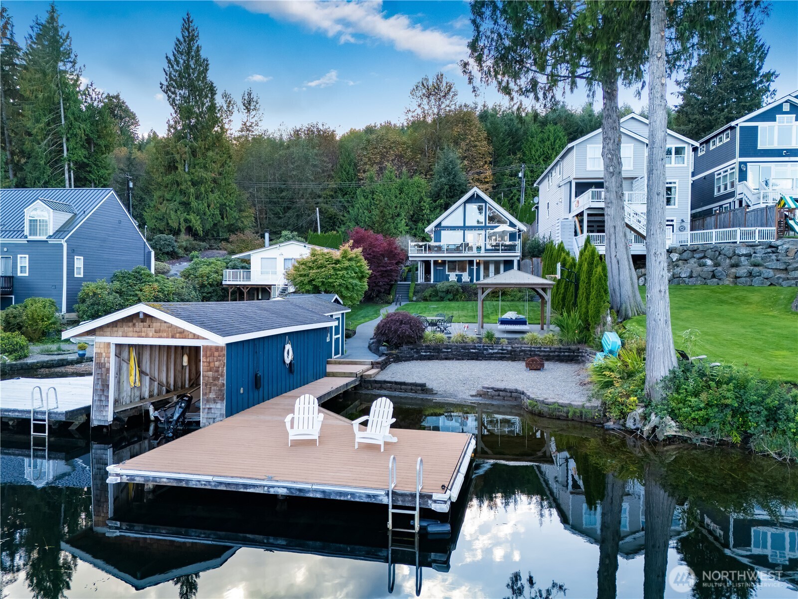 2225 Southwest Lake Roesiger Road Snohomish, WA 98290 - Photo 2 of 40