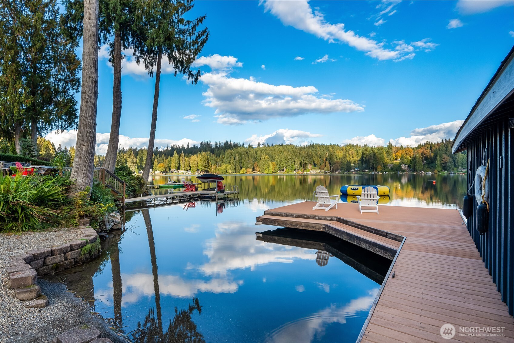 2225 Southwest Lake Roesiger Road Snohomish, WA 98290 - Photo 3 of 40