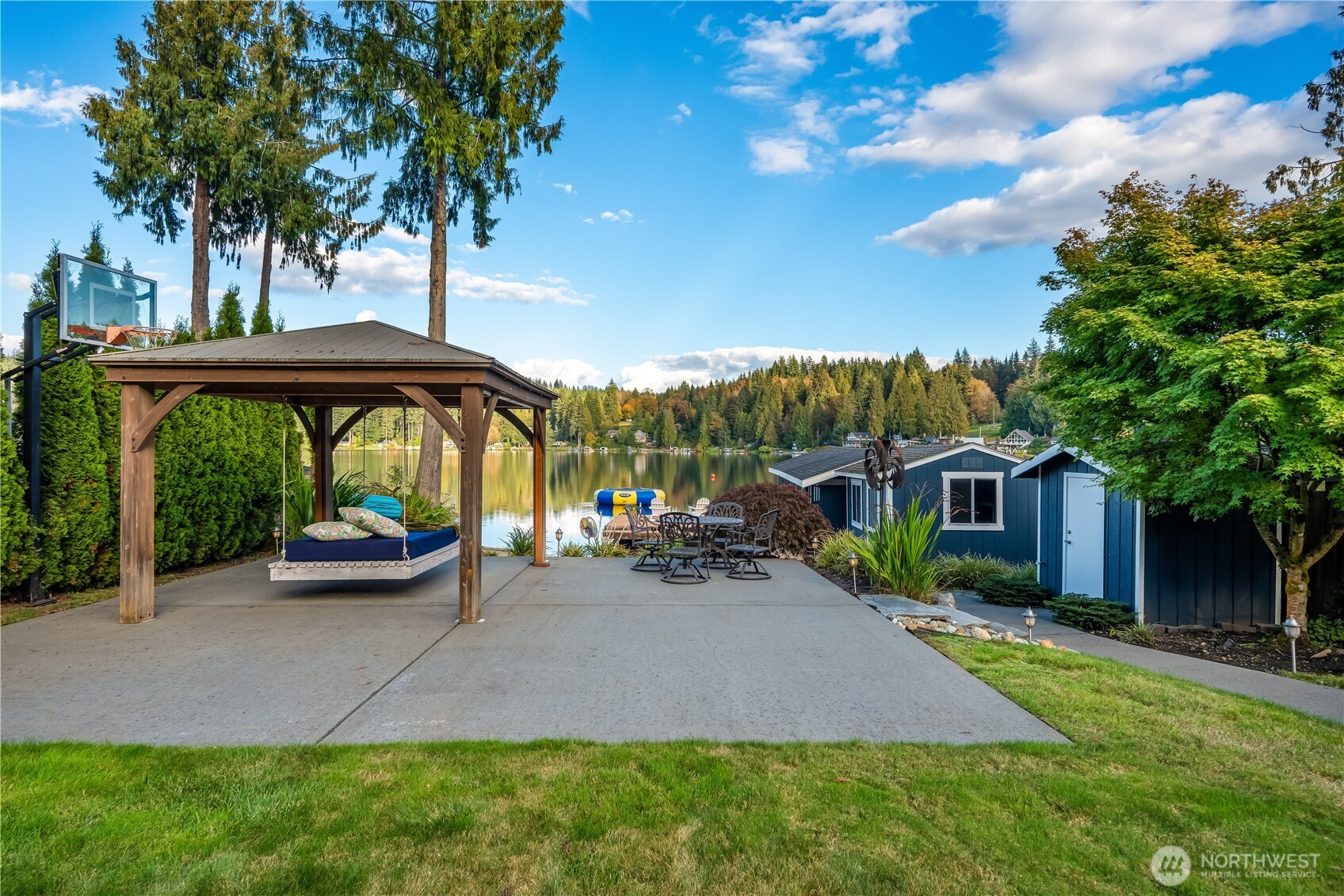 2225 Southwest Lake Roesiger Road Snohomish, WA 98290 - Photo 35 of 40