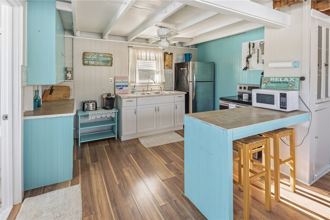 27 Benson Avenue Westerly, RI 02891 - Photo 11 of 44