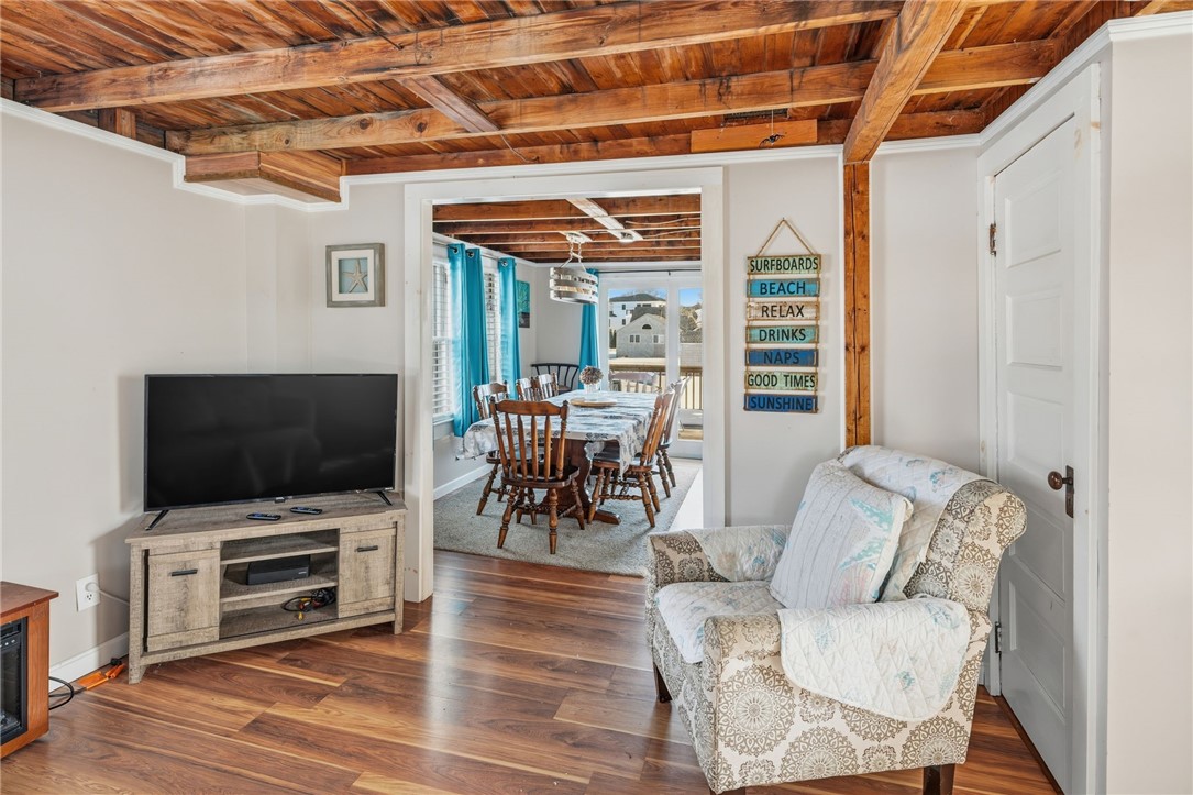 27 Benson Avenue Westerly, RI 02891 - Photo 8 of 44