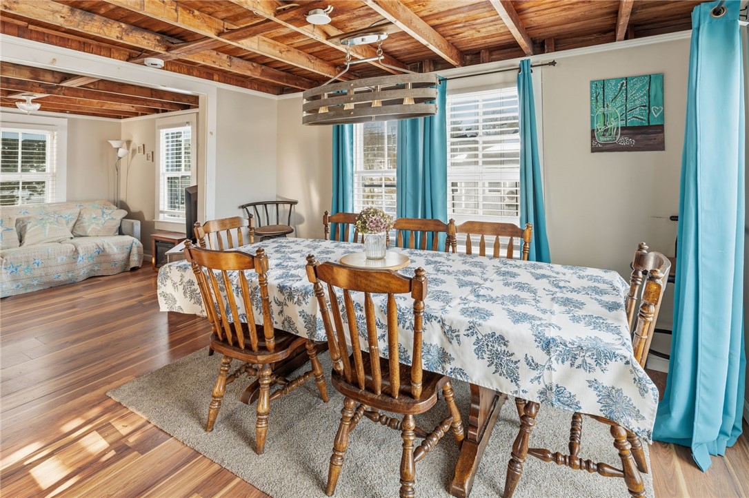 27 Benson Avenue Westerly, RI 02891 - Photo 10 of 44