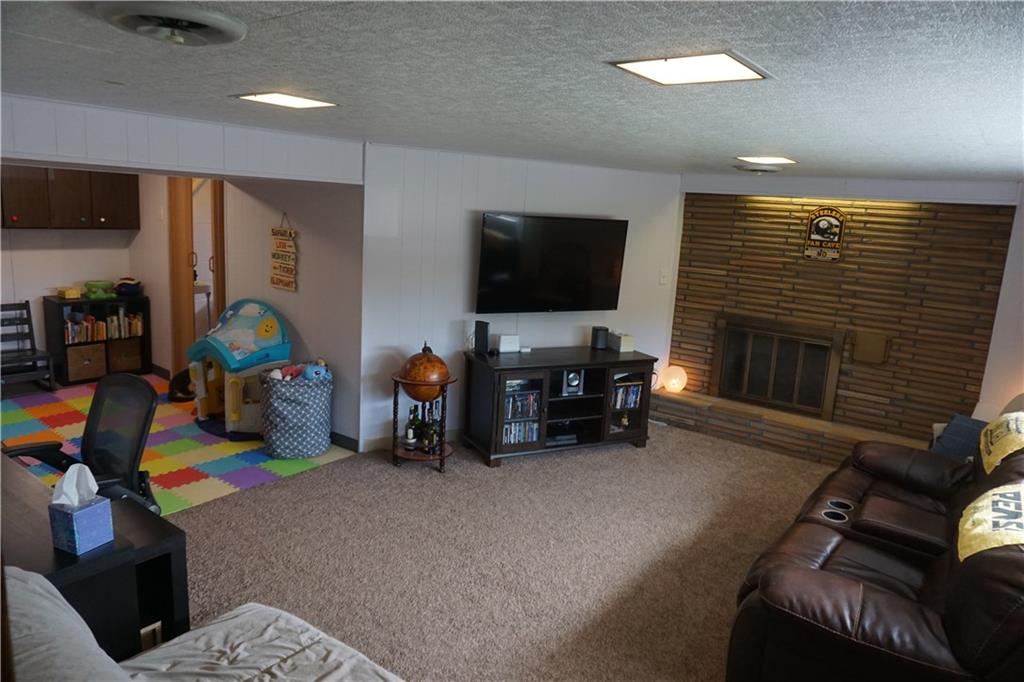 5323 Mifflin Road Pittsburgh, PA 15207 - Photo 16 of 22 Gallery Image 16