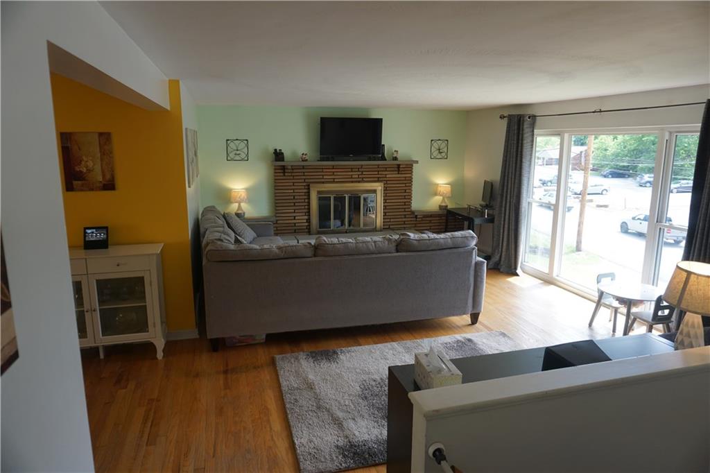 5323 Mifflin Road Pittsburgh, PA 15207 - Photo 4 of 22 Gallery Image 4