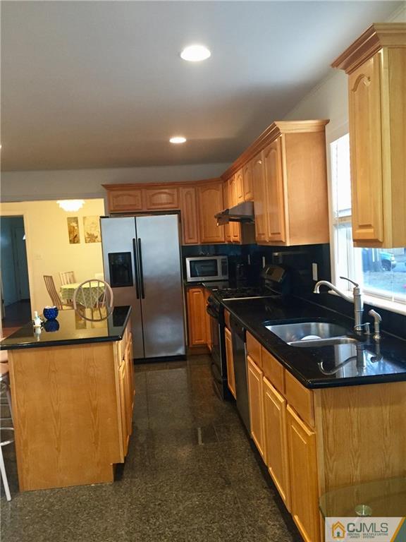 19 Chestnut Street Edison, NJ 08817 - Photo 14 of 17 Gallery Image 14
