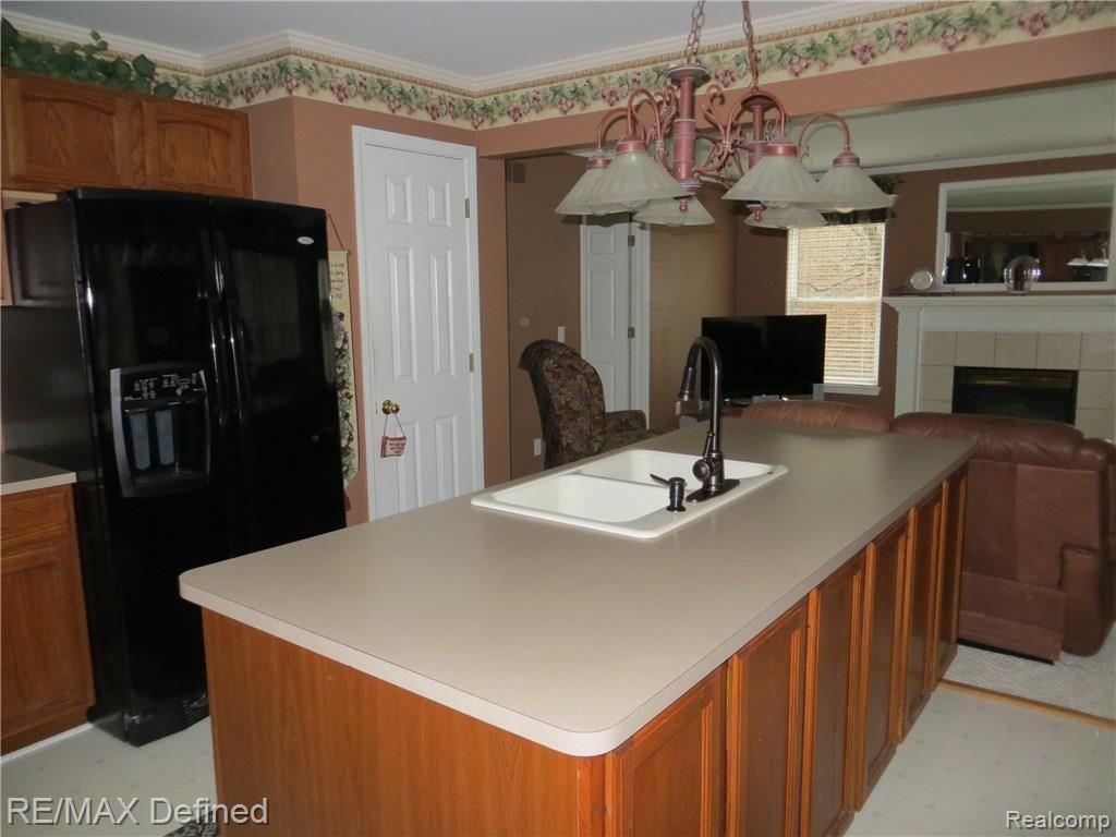 2721 Long Meadow Lane Rochester Hills, MI 48307 - Photo 5 of 26
