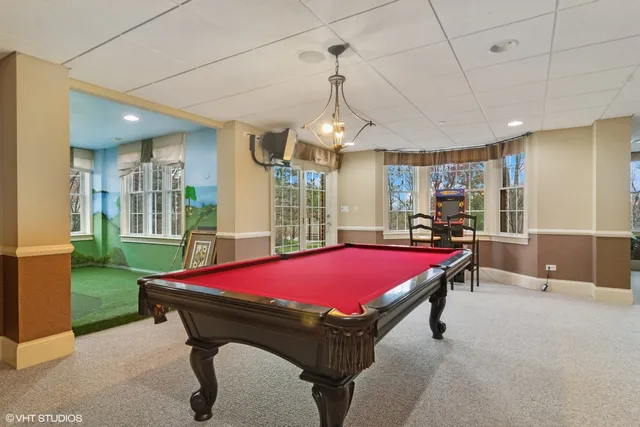 $1,349,000 | 2 Turnbury Court, Hawthorn Woods, IL 60047