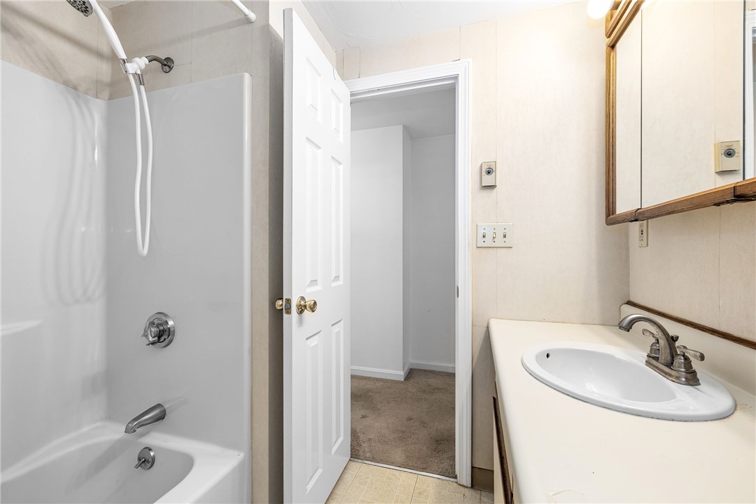 200 Post Road, Unit 504 Warwick, RI 02888 - Photo 23 of 31