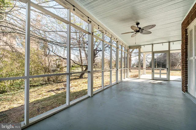 $4,400 | 311 West Main Street, Purcellville, VA 20132