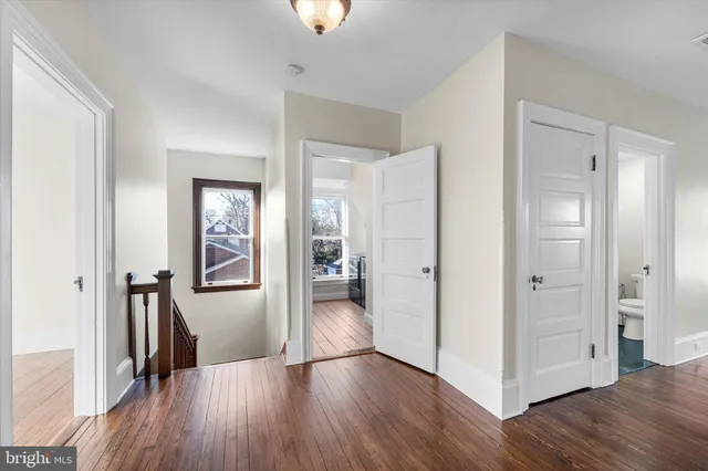 $4,400 | 311 West Main Street, Purcellville, VA 20132