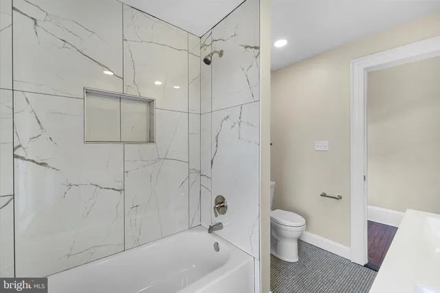 $4,400 | 311 West Main Street, Purcellville, VA 20132