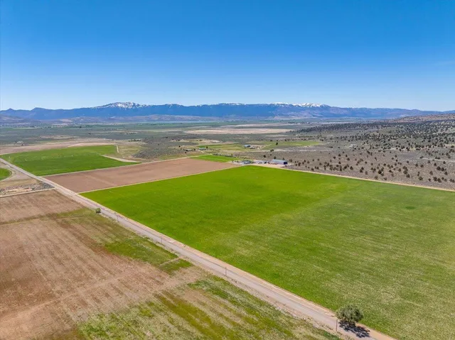 $2,850,000 | 478-505 Laura Lane, Litchfield, CA 96117
