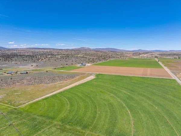 $2,850,000 | 478-505 Laura Lane, Litchfield, CA 96117